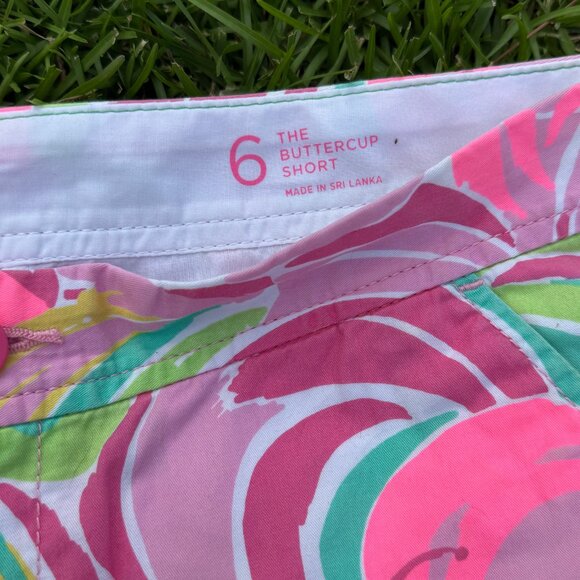 Lilly Pulitzer Buttercup Scallop Hem Shorts Pink Multi Print Size 6 - Picture 4 of 5